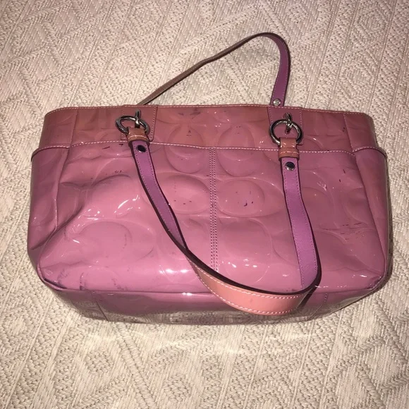 Coach Mauve Patented Leather Purse - Picture 5 of 5